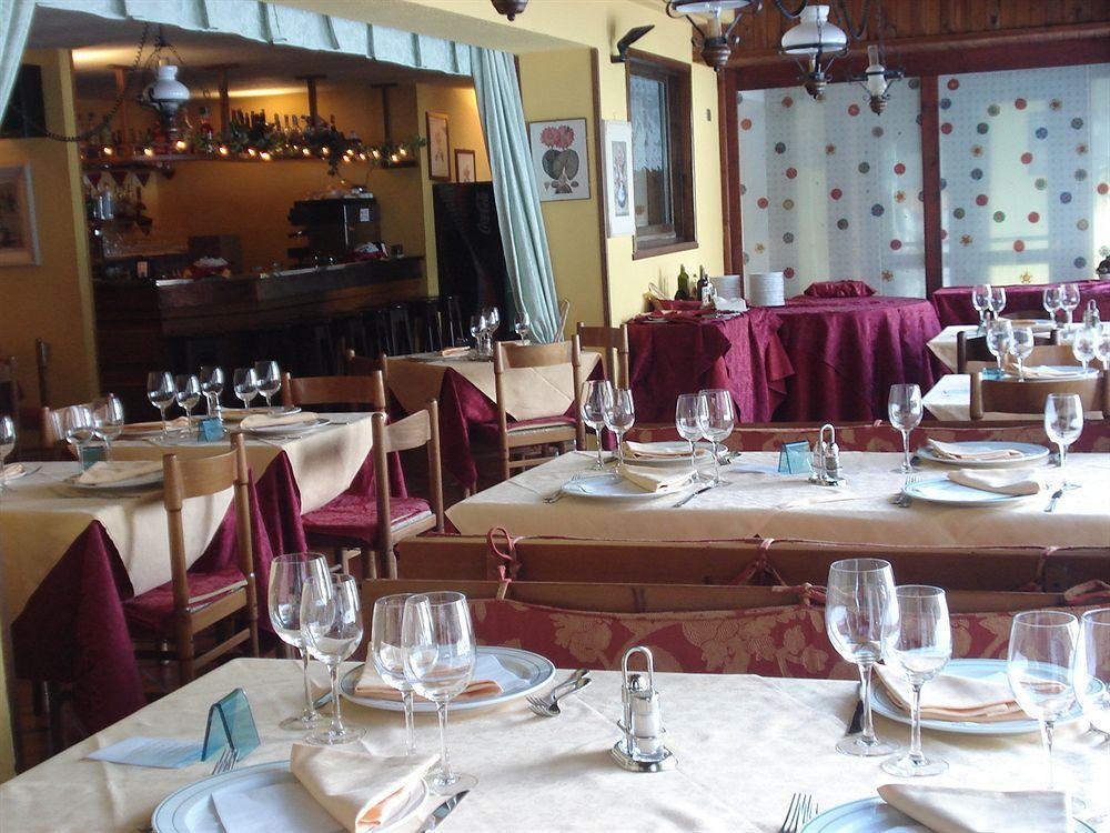 Hotel Biancaneve Sestriere Exterior foto